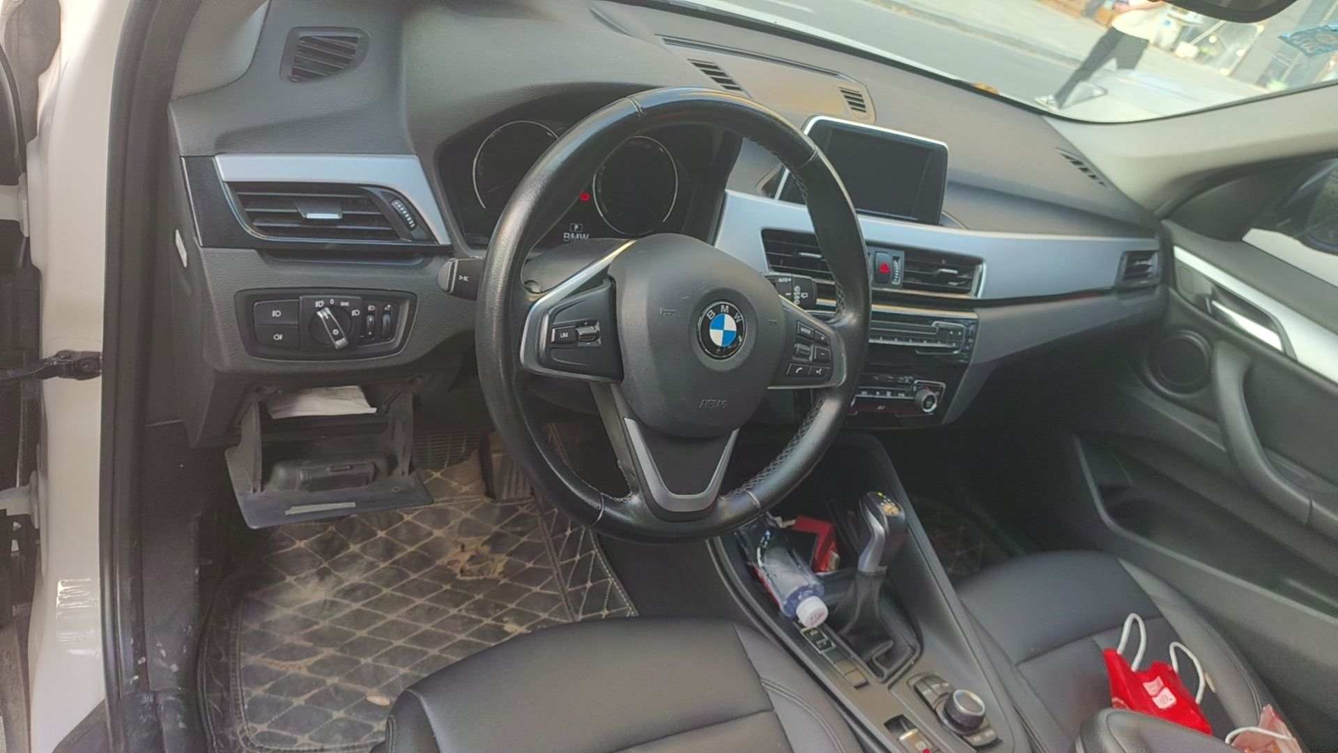 BMW X1 2019 #6 BMW X1 2019 صورة سيارة #6