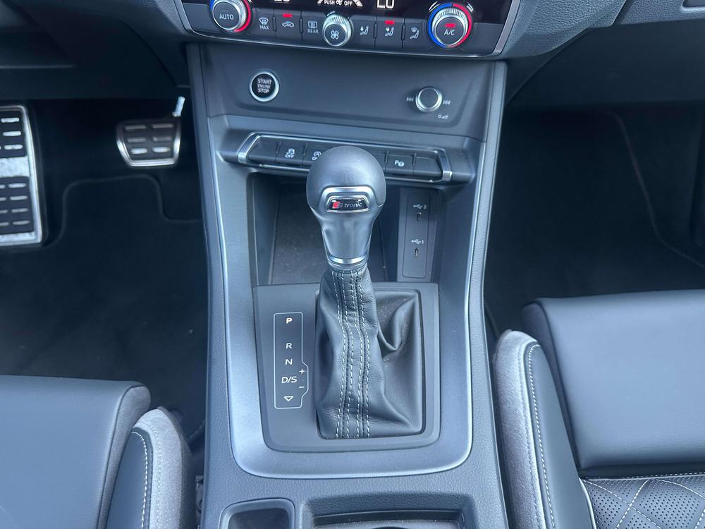 Audi Q3 2025 #15 Audi Q3 2025 car image #15