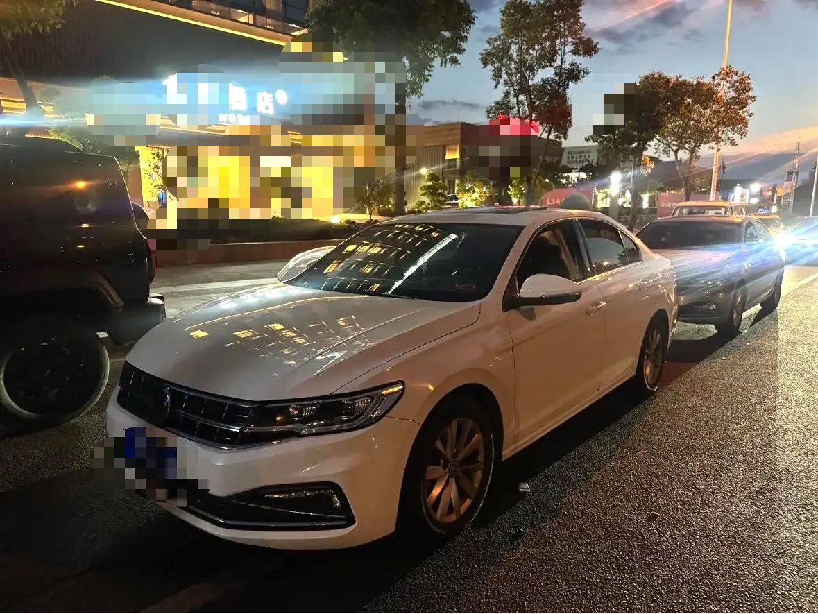 Volkswagen Bora 2021 car image 