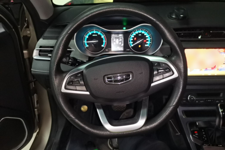 GEELY Emgrand 2021 image de voiture #11
