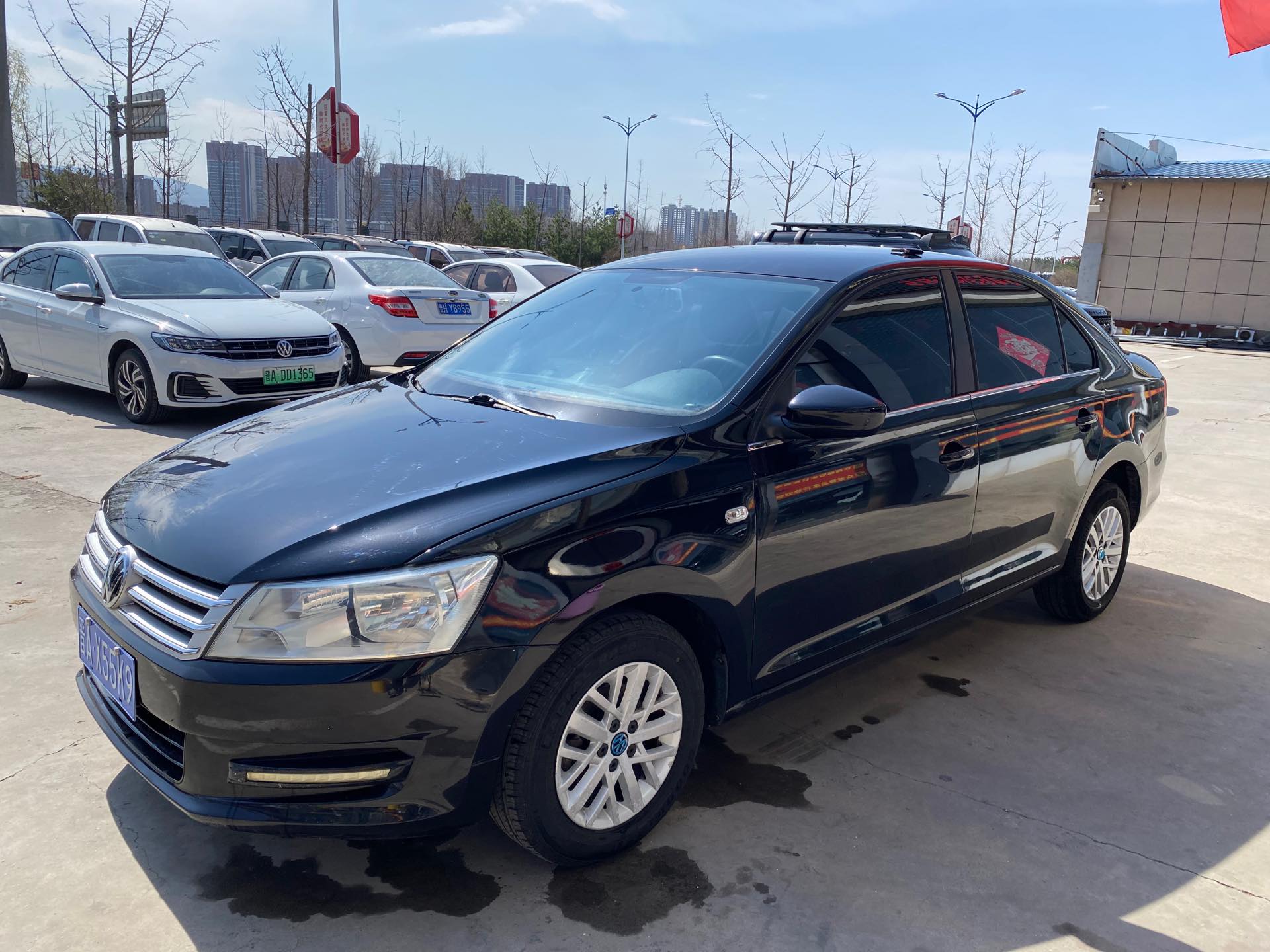Volkswagen Santana 2014 car image 