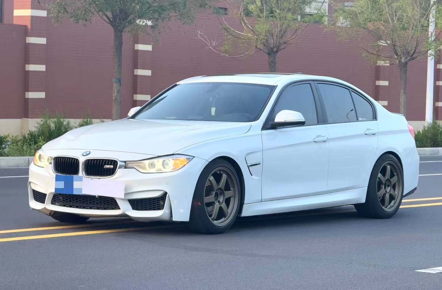 BMW 3 Series 2015 BMW 3 Series 2015 car image