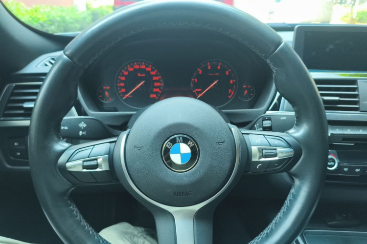 BMW 3 Series GT 2019 #11 BMW 3 Series GT 2019 car image #11
