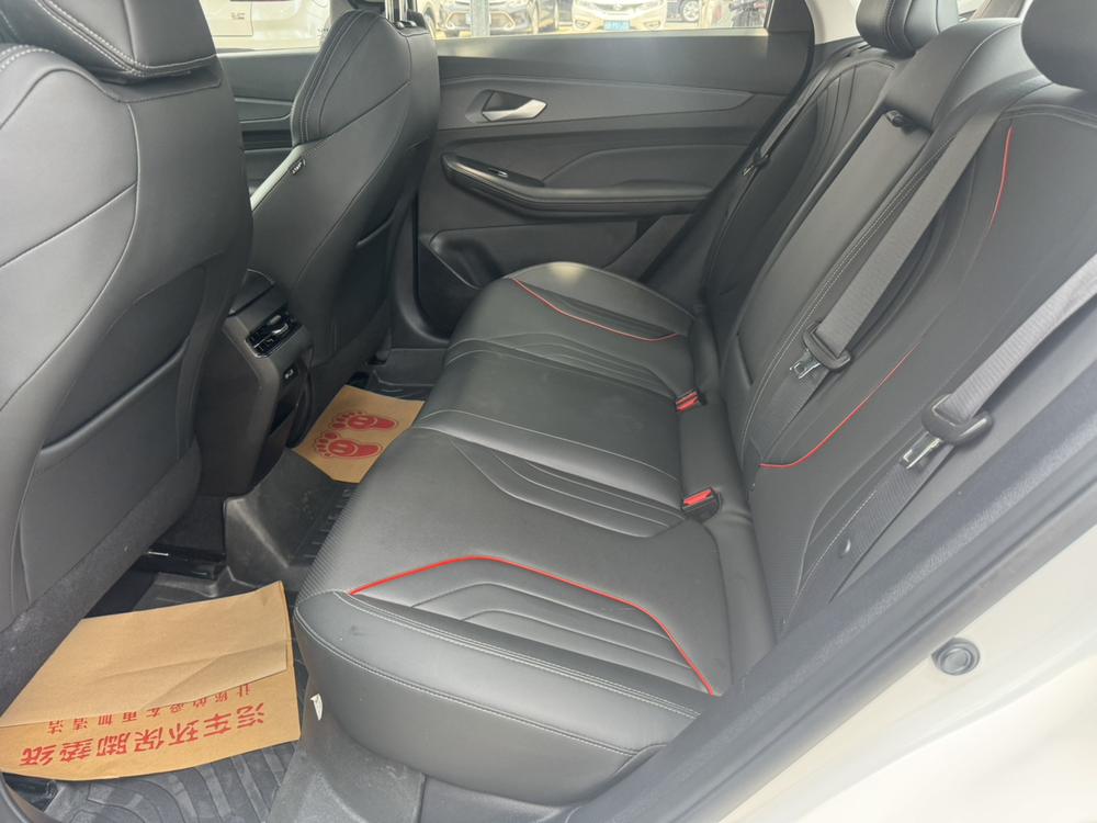 GEELY Binray 2022 immagine di auto #12