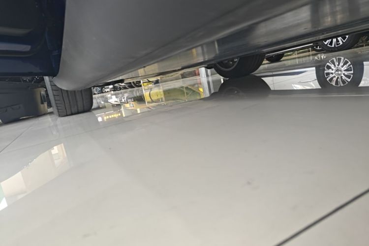 Tesla Model Y 2021 #27 Tesla Model Y 2021 car image #27