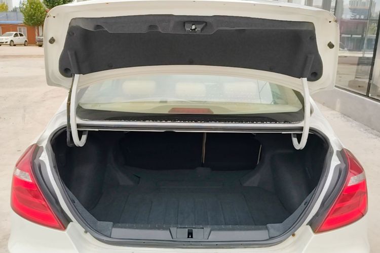 GEELY Emgrand 2017 #19 GEELY Emgrand 2017 car image #19