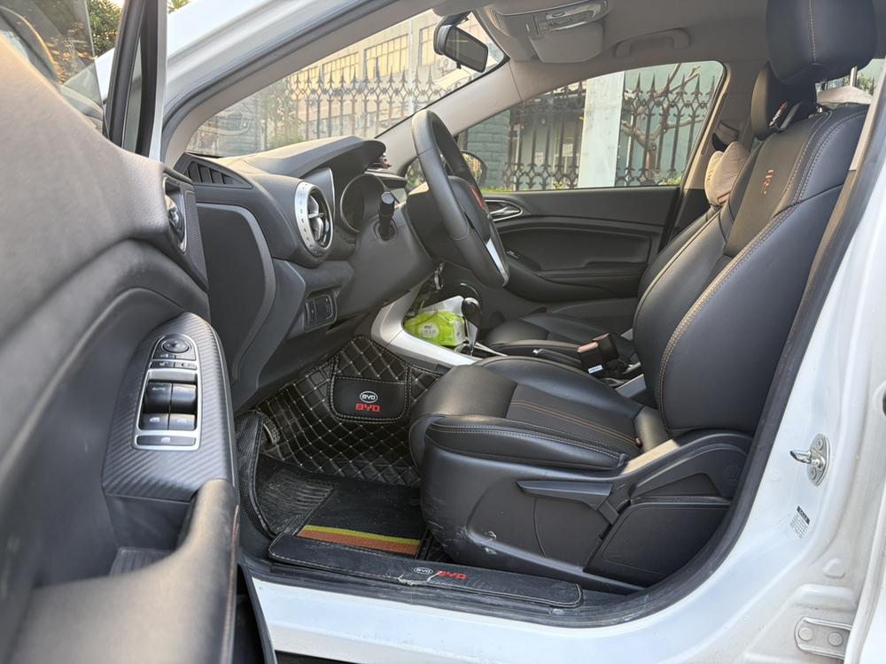 BYD Yuan 2018 car image #8