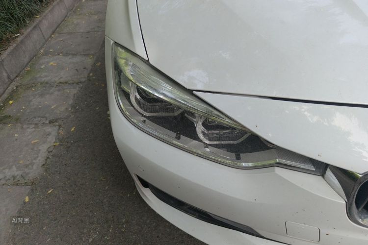 BMW 3 Series 2018 car image #8