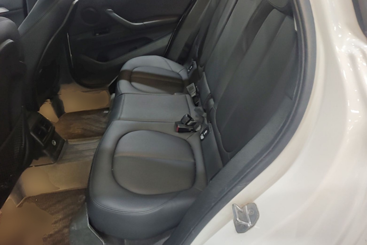 BMW X1 2017 #17 BMW X1 2017 immagine di auto #17