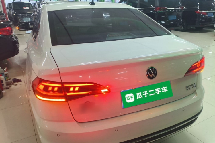 Volkswagen Bora 2023 car image #6