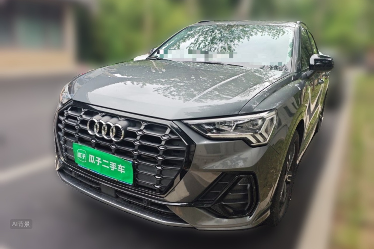 Audi Q3 2021 car image #2