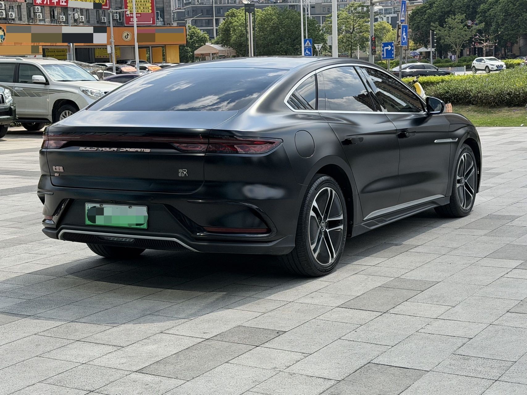 BYD Han 2023 #4 BYD Han 2023 car image #4
