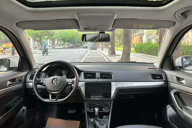 Volkswagen Lavida 2018 #9 Volkswagen Lavida 2018 car image #9