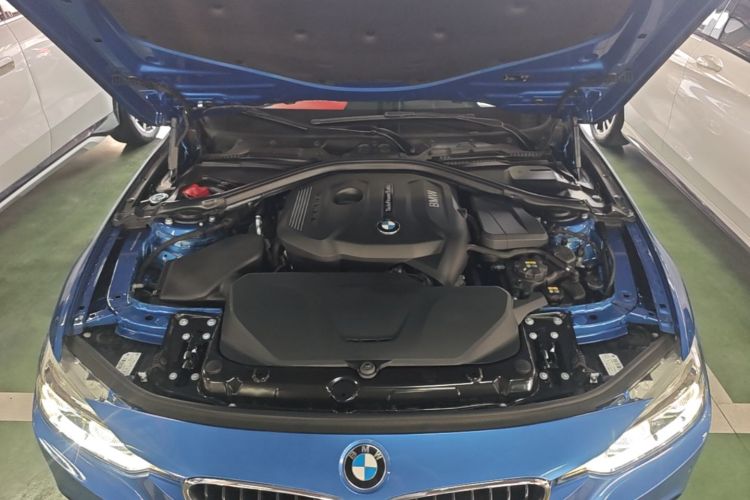 BMW 3 Series 2019 #20 BMW 3 Series 2019 car image #20