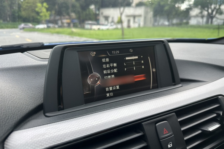 BMW 3 Series 2017 #16 BMW 3 Series 2017 car image #16