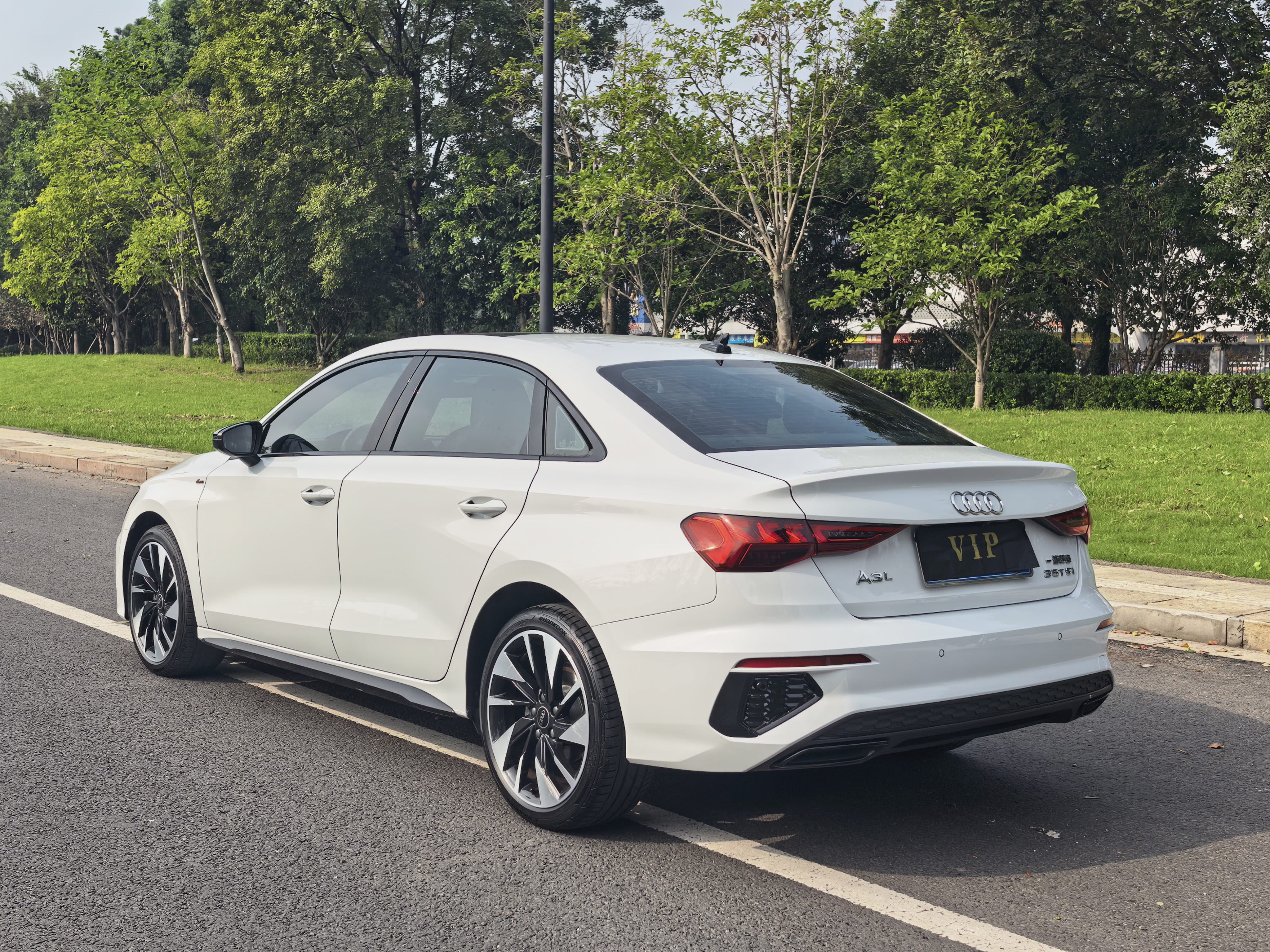 Audi A3 2023 #8 Audi A3 2023 صورة سيارة #8