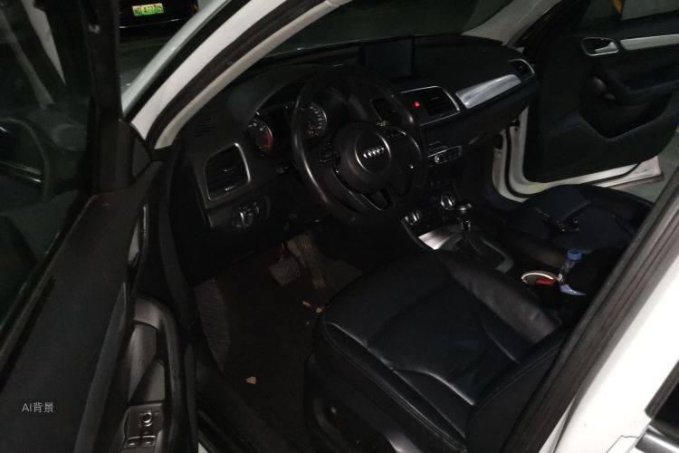 Audi Q3 2015 #18 Audi Q3 2015 car image #18