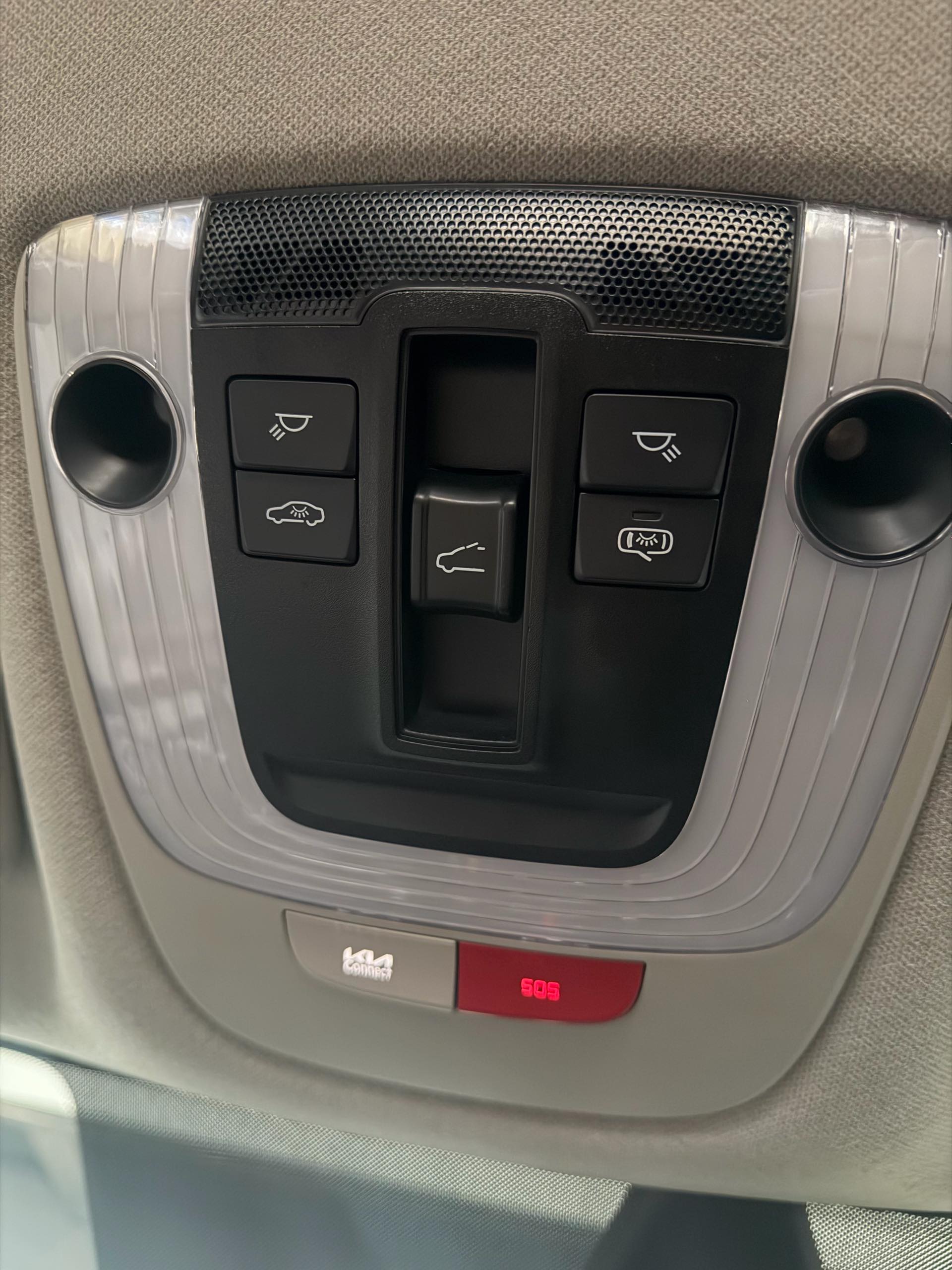 Kia Seltos 2023 car image #16