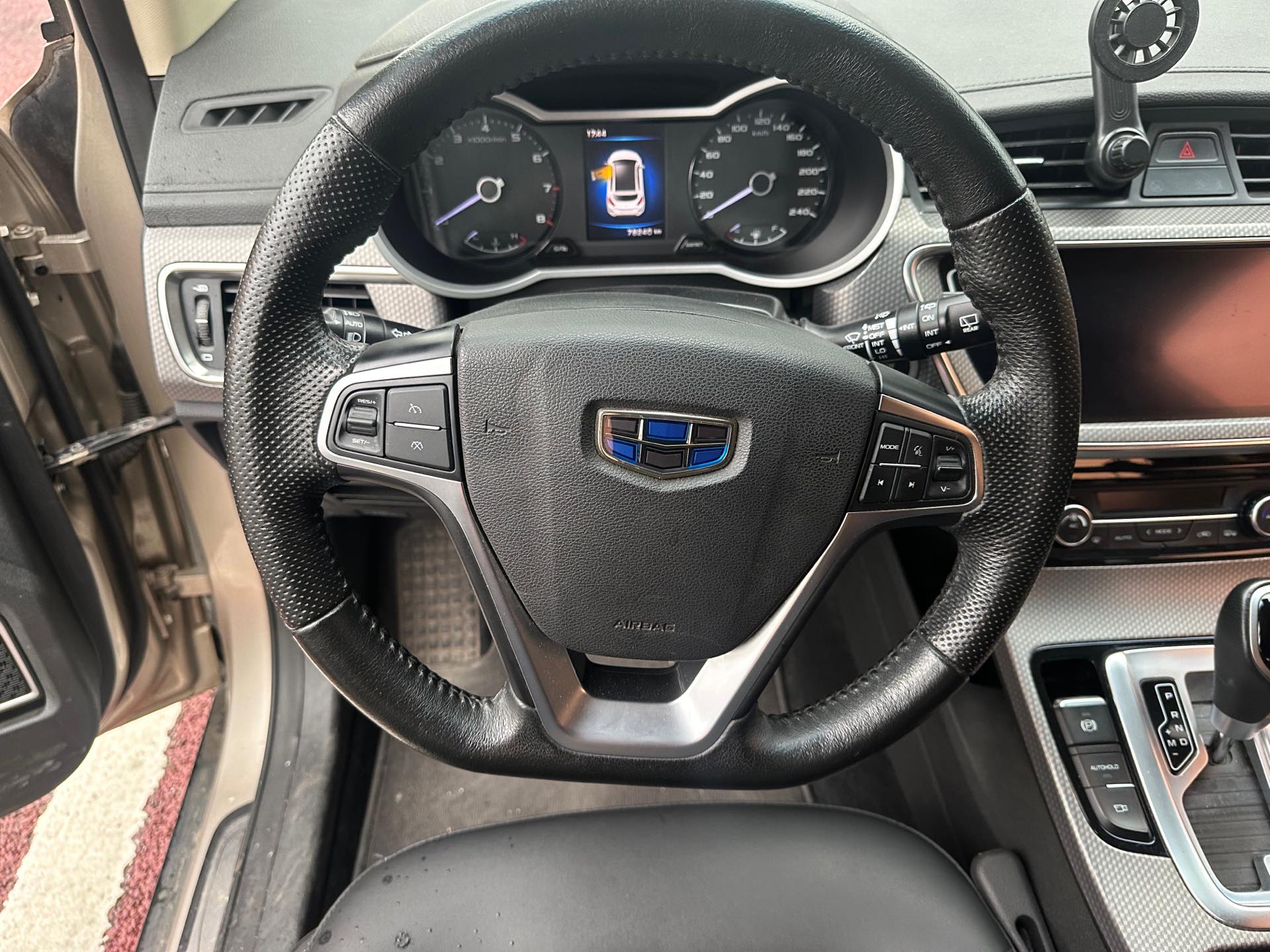 GEELY Emgrand GS 2018 car image #8