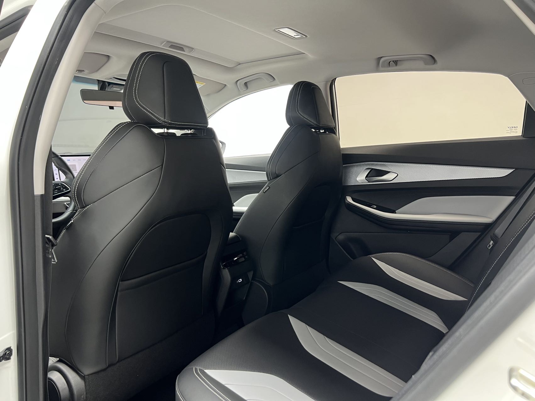 GEELY Binray 2023 imagem de carro #5