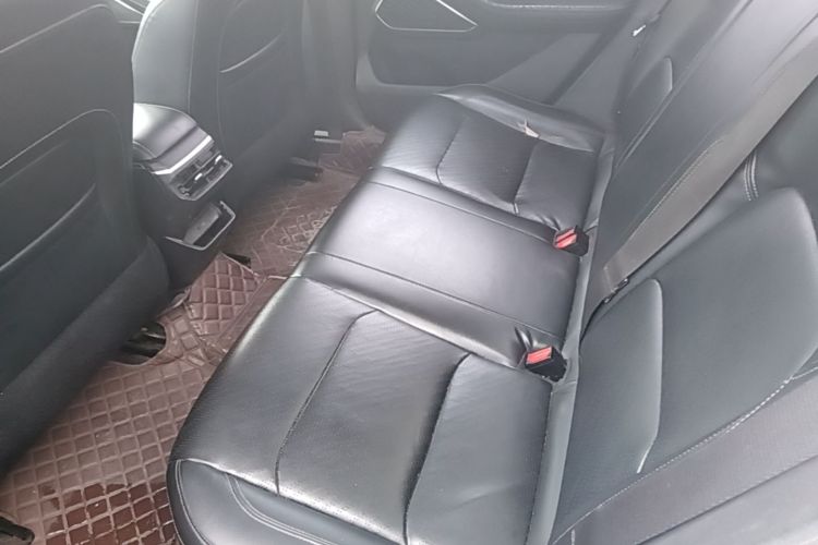 GEELY Emgrand 2022 car image #17