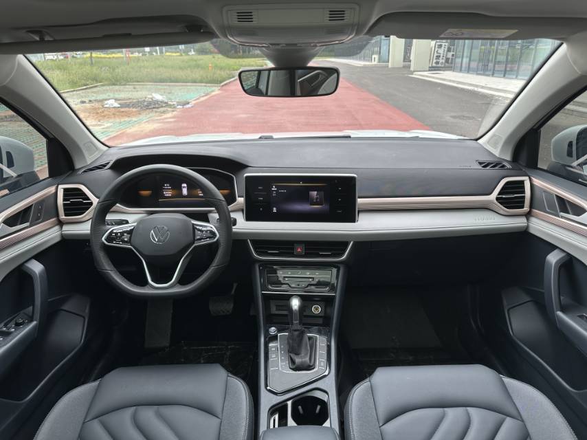 Volkswagen Tharu 2023 #9 Volkswagen Tharu 2023 car image #9