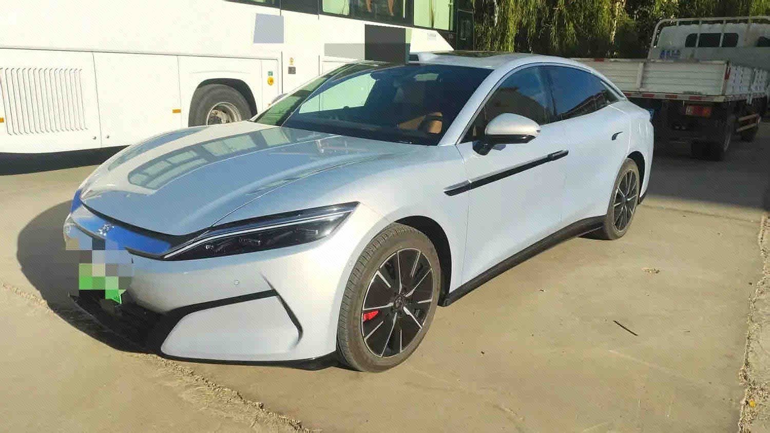 BYD HanL 2026 BYD HanL 2026 car image