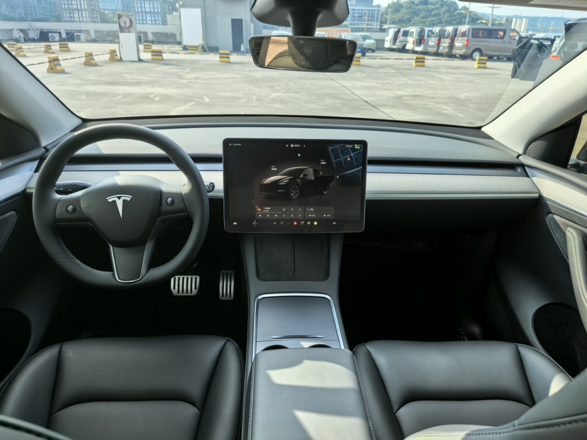 Tesla Model Y 2024 car image #7