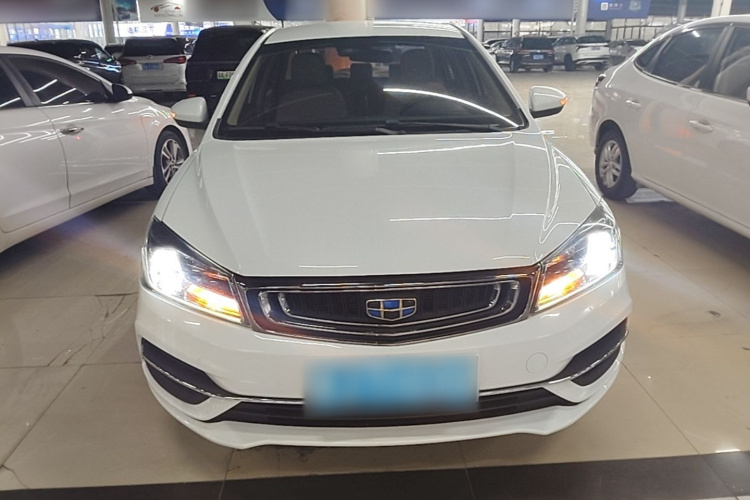 GEELY Emgrand 2019 #3 GEELY Emgrand 2019 car image #3