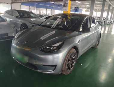 Tesla Model Y 2024 Tesla Model Y 2024 immagine di auto