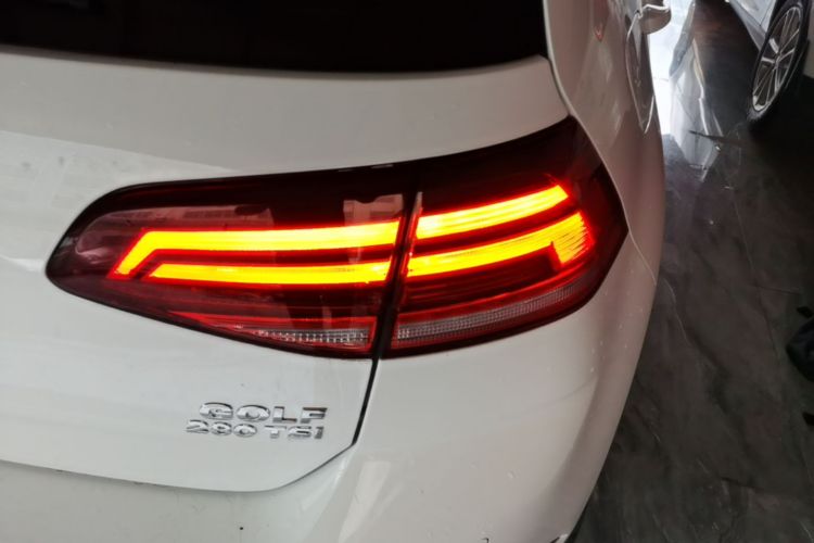 Volkswagen Golf 2019 #8 Volkswagen Golf 2019 car image #8