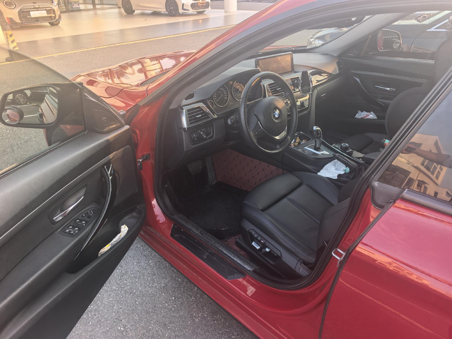 BMW 3 Series GT 2018 #4 BMW 3 Series GT 2018 car image #4