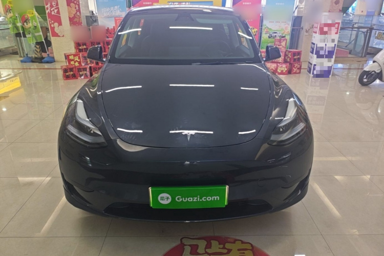 Tesla Model Y 2024 #3 Tesla Model Y 2024 car image #3