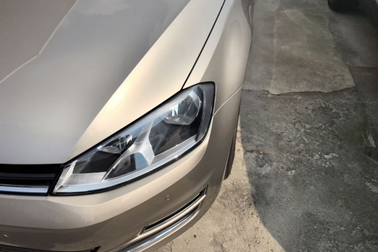 Volkswagen Golf 2017 imagem de carro #23