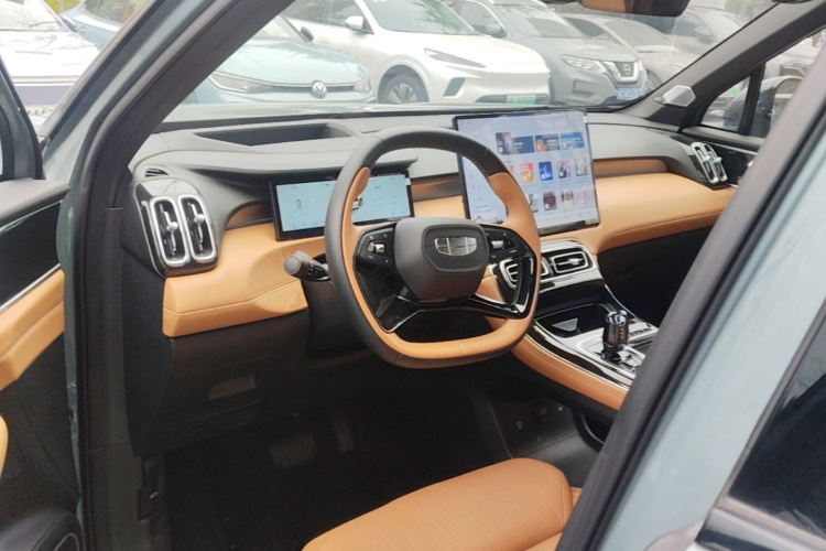 GEELY Boyue L 2025 #10 GEELY Boyue L 2025 car image #10