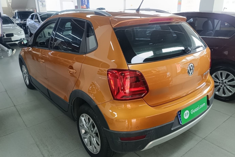 Volkswagen Polo 2015 #5 Volkswagen Polo 2015 car image #5