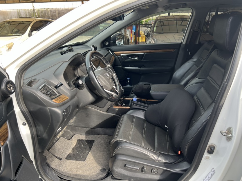Honda CR-V 2018 car image #3