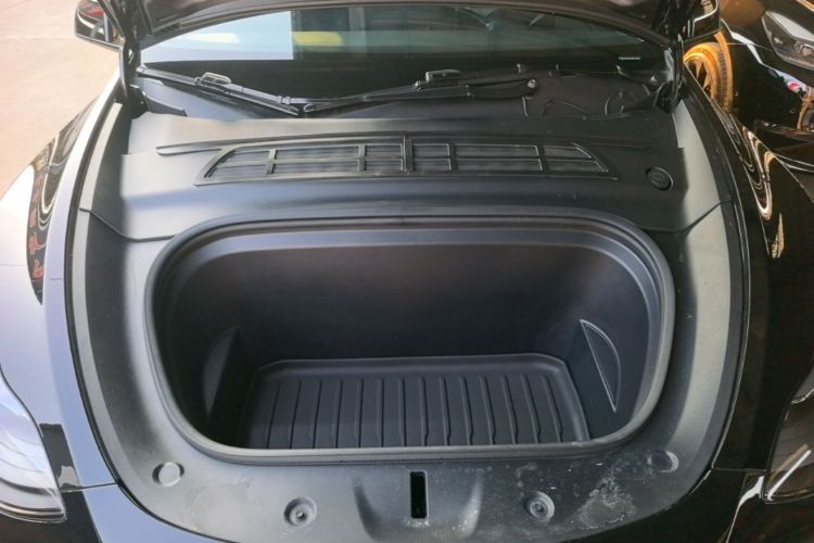 Tesla Model Y 2023 #20 Tesla Model Y 2023 car image #20