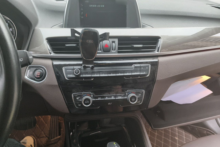 BMW X1 2019 #17 BMW X1 2019 car image #17