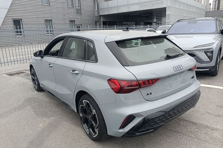 Audi A3 2026 immagine di auto #5