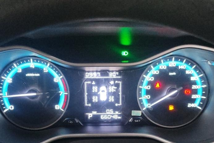 GEELY Emgrand 2020 immagine di auto #12