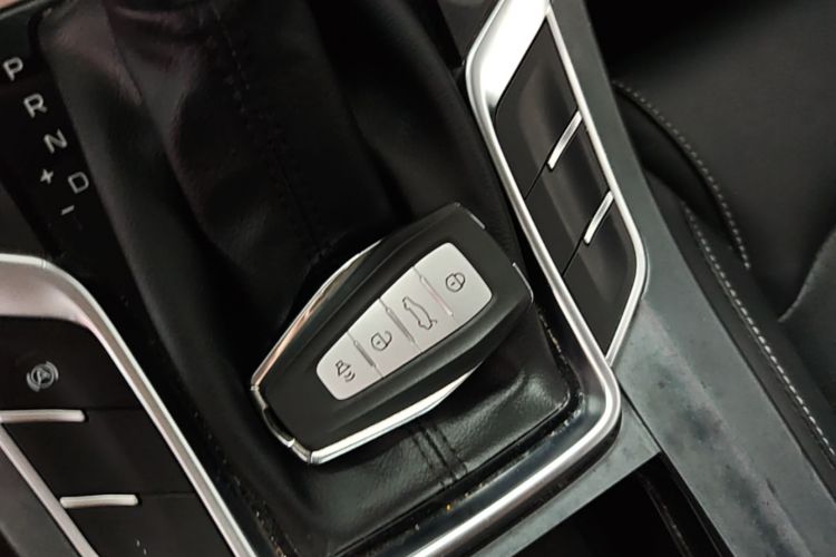 GEELY Emgrand 2021 #9 GEELY Emgrand 2021 car image #9