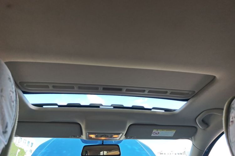 Volkswagen Santana 2015 car image #20