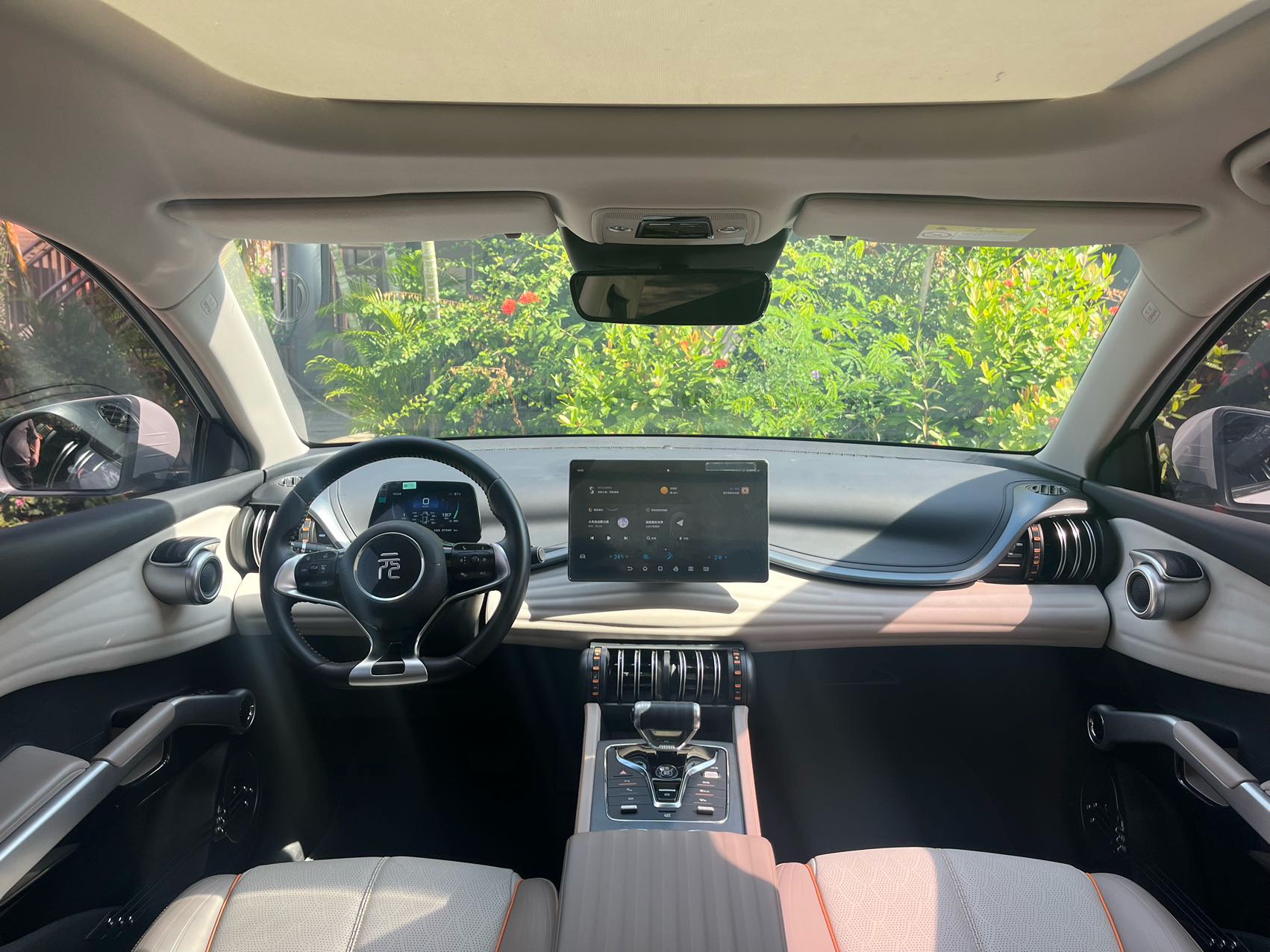 BYD Yuan Plus 2024 #6 BYD Yuan Plus 2024 изображение автомобиля #6