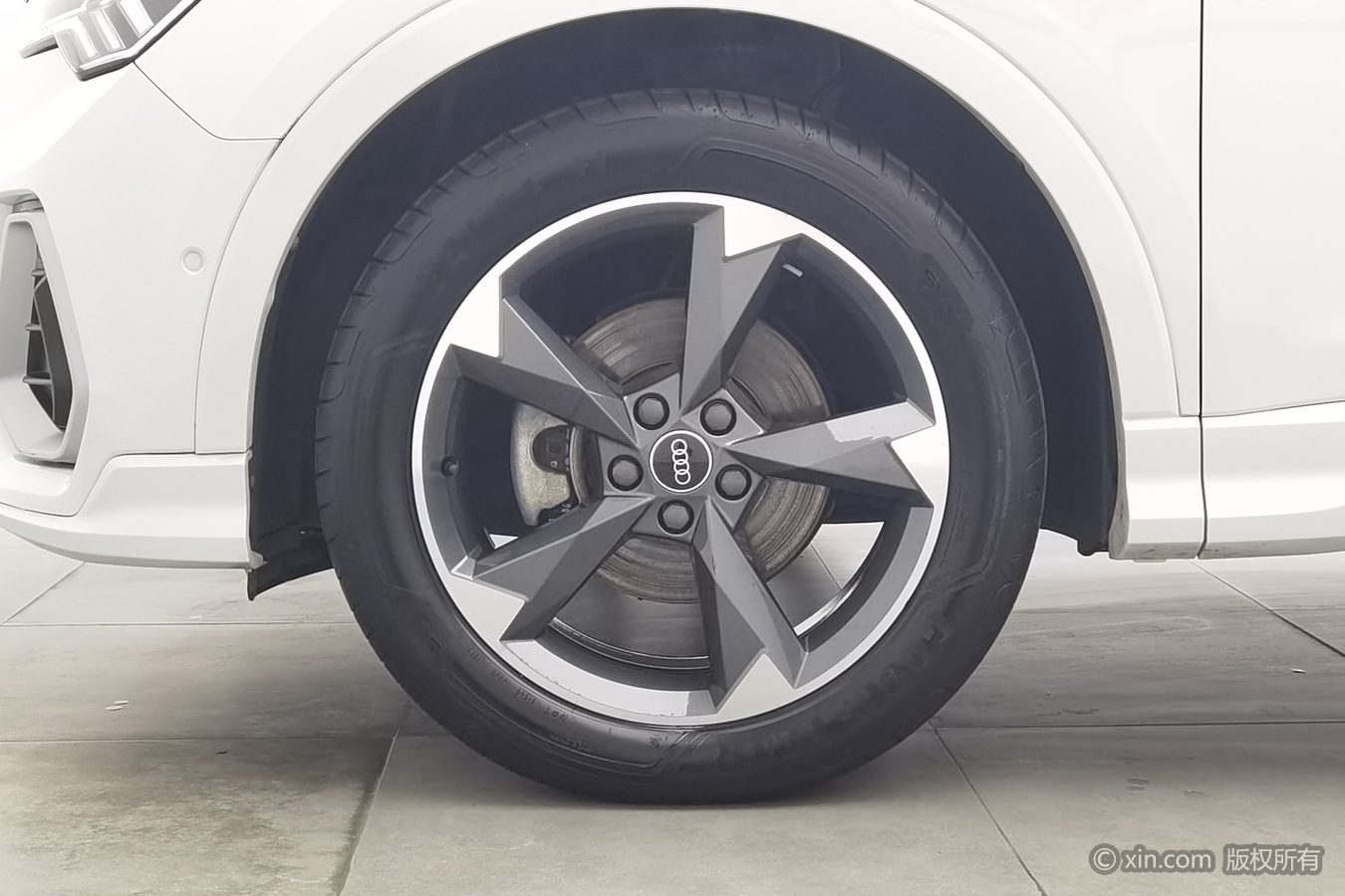 Audi Q3 2023 изображение автомобиля #7