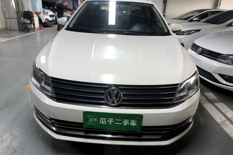 Volkswagen Lavida 2017 car image #3
