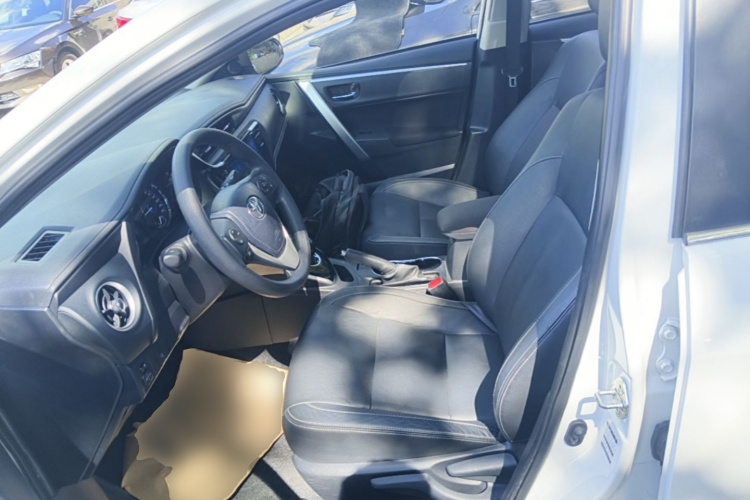 Toyota Corolla Hybird E+ 2020 image de voiture #19