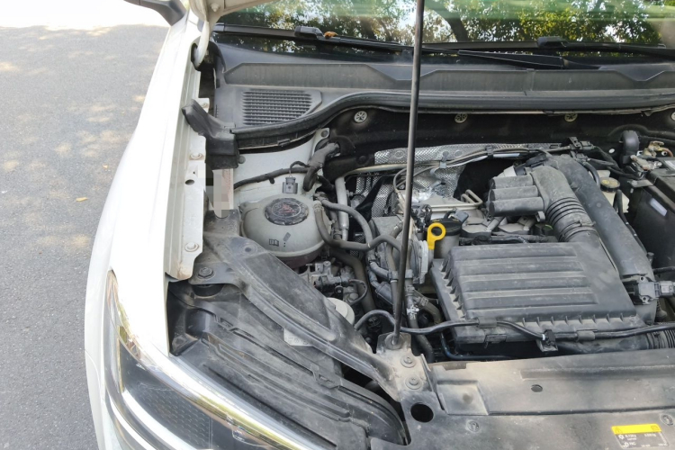 Volkswagen Tharu 2023 car image #24