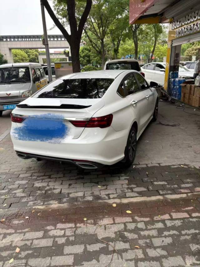 GEELY Binray 2023 car image #3