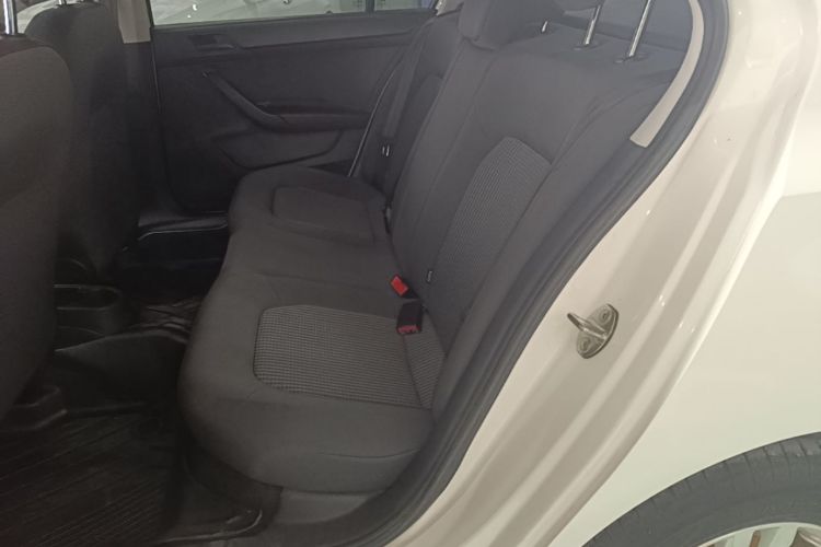 Volkswagen Santana 2019 #17 Volkswagen Santana 2019 car image #17